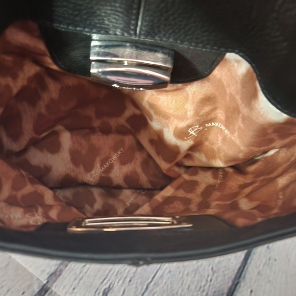 B Makowsky Elegant Womens Genuine Black Leather Hobo Bag Purse Medium - Picture 6 of 7